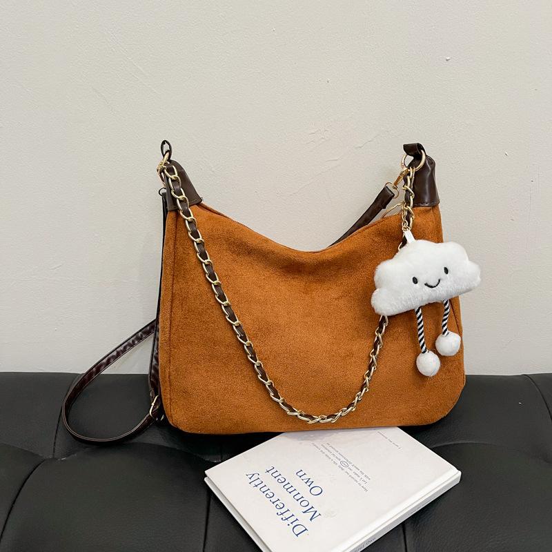 

Bag Women s 2025 New Winter Work Commuter Bag Leisure Student Foreign Style Large Capacity Fashion Shoulder Crossbody Bag Without pendant коричневый