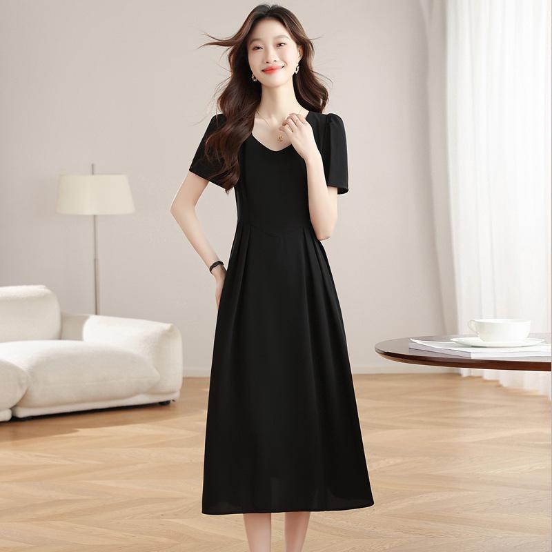 Hepburn-Inspired Women's U-Neck A-Line Summer Dress, Short-Sleeve, Slimming, Waist-Cinching, Long Style
