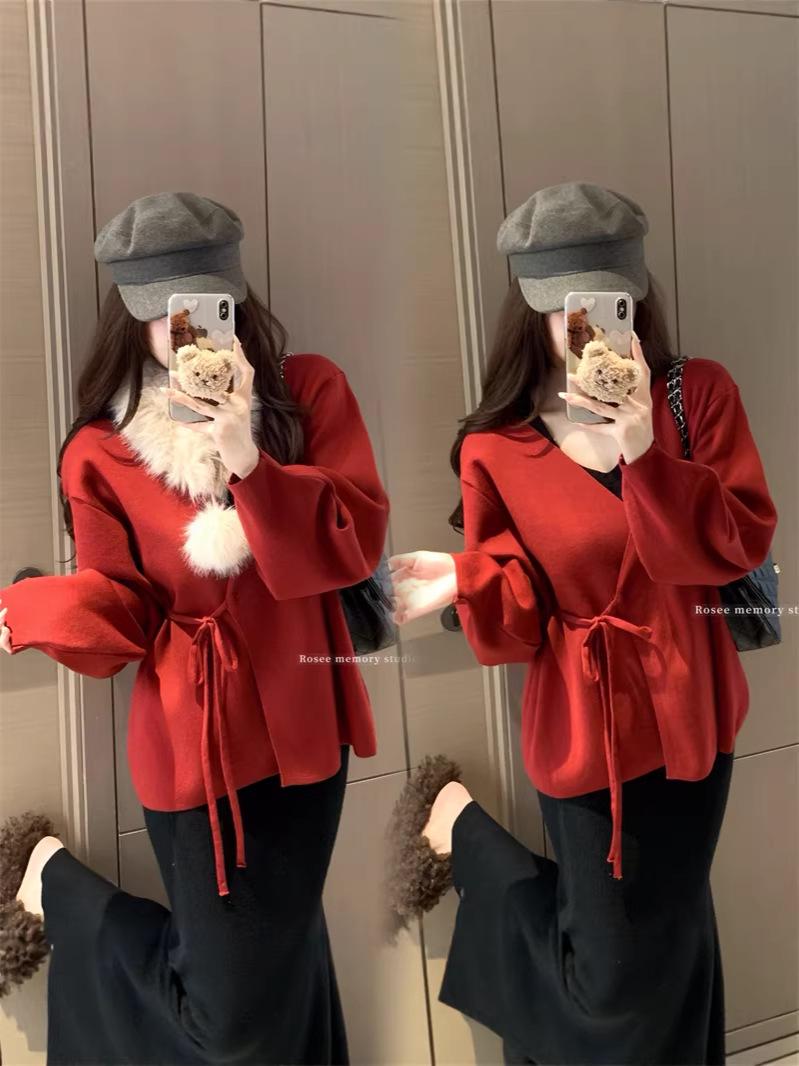 

Plus Size Women s Red Knitted Cardigan with Fur Collar - High-End Feel for Spring & Autumn L