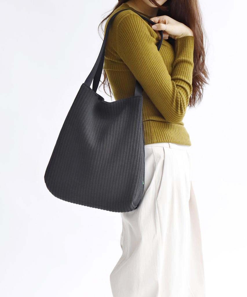 Green Stuff Effortlessly Boxy Shopper Bag 61 Ribbed Corduroy - Black