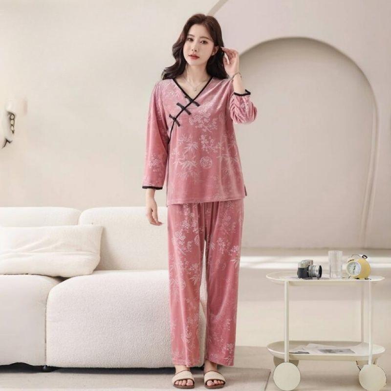 Autumn and Winter Women's Velvet Loungewear Printed Loose Plus Size Pajama Set