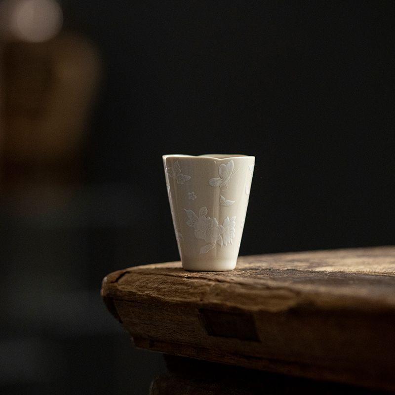 Fragrant Ash Butterfly Gaiwan: Elegant Ceramic Tea Set for Kung Fu Brewing