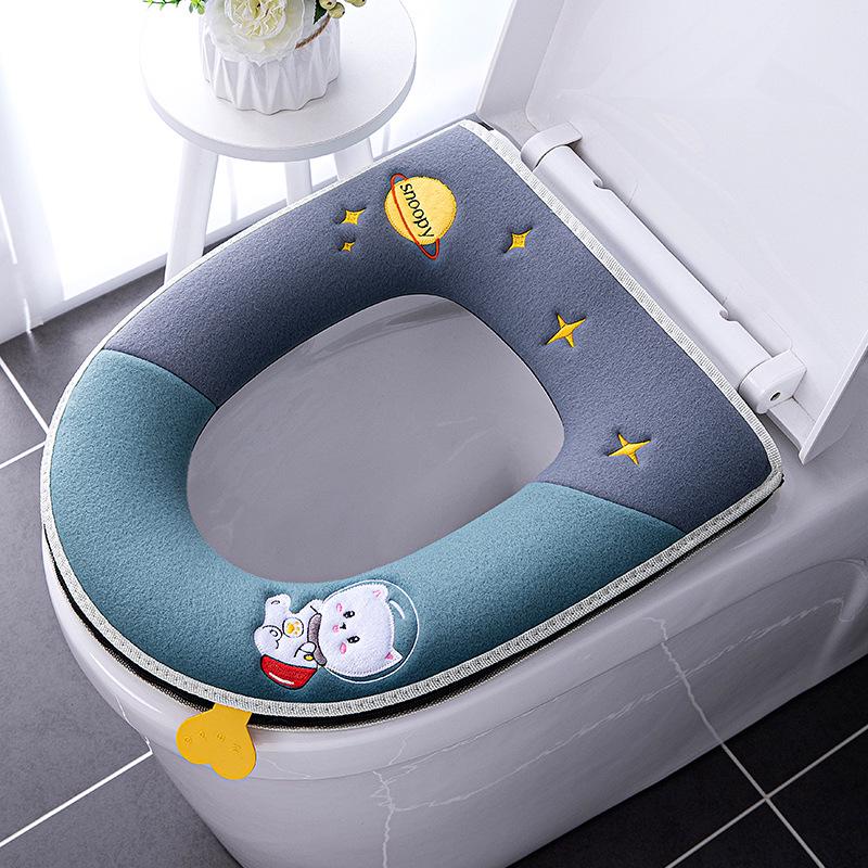 All-Season Cartoon Toilet Seat Cushion - Waterproof and Thickened with Zipper.