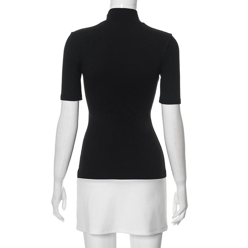 Léto 2025 Rolák Poloviční rukáv Mini šaty Francouzský styl Móda Elegantní Černobílé Patchworkové Přiléhavé šaty