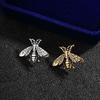 Unisex Vintage Silver Bee Brooch Pin – Stylish Lapel/Suit Accessory