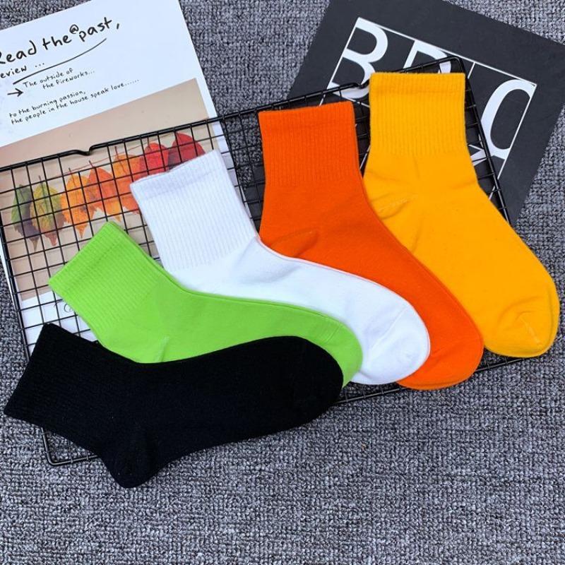 5 Pairs of Tide Solid Colour College Style Sports Mid-calf Cotton Socks Men and Women Couples Short Socks