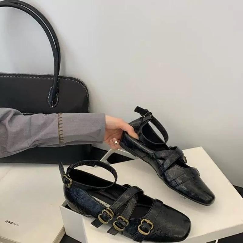 Fashion 2025 New Square Toe Heightened Inner Mary Jane Women's Shallow Mouth One Buckle Women's Shoes Versatile Flat Single Shoes