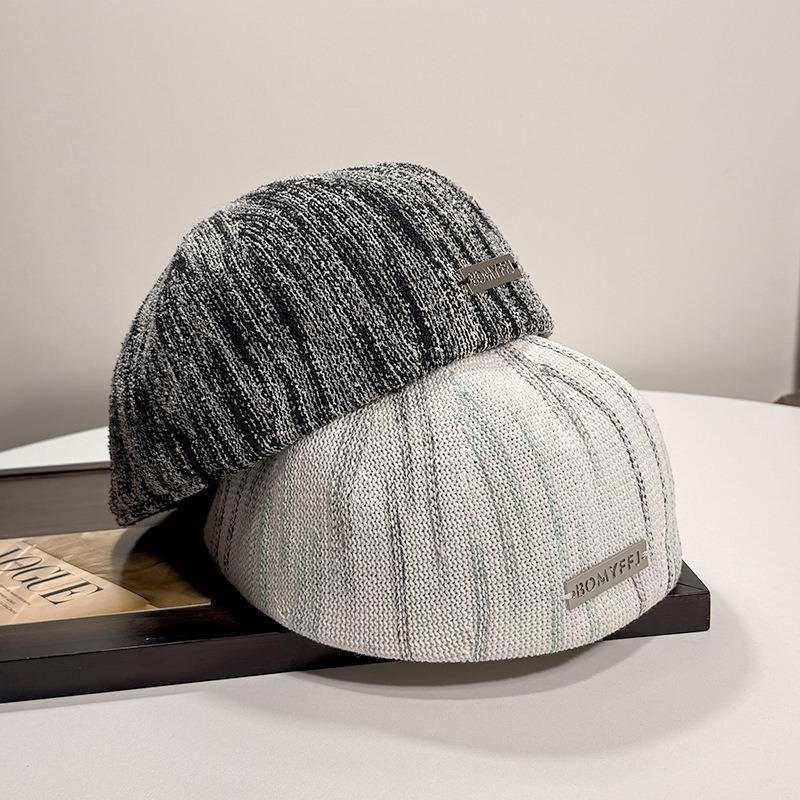 Autumn and Winter New Colorful Stripes Trendy Forward Hat Retro Versatile High Sense Positive and Negative Wear Beret