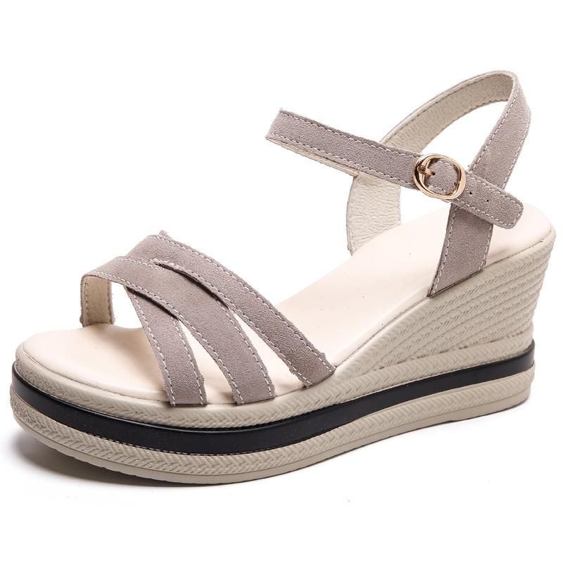 

Модные замшевые женские босоножки на танкетке с металлическим ремешком и пряжкой, женские босоножки на платформе на каблуке 7 см, уличные повседневные сандалии для женщин 5