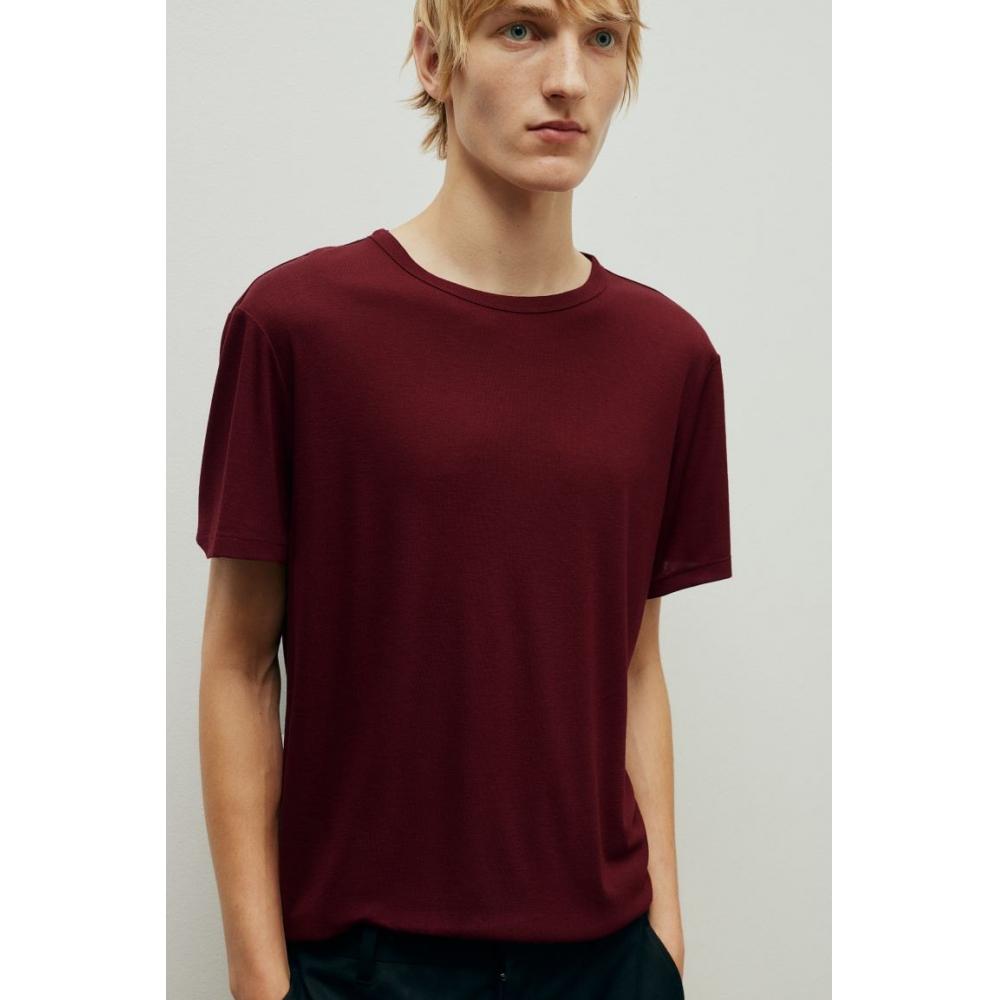 H M sliM FiT T sHirT Burgundy