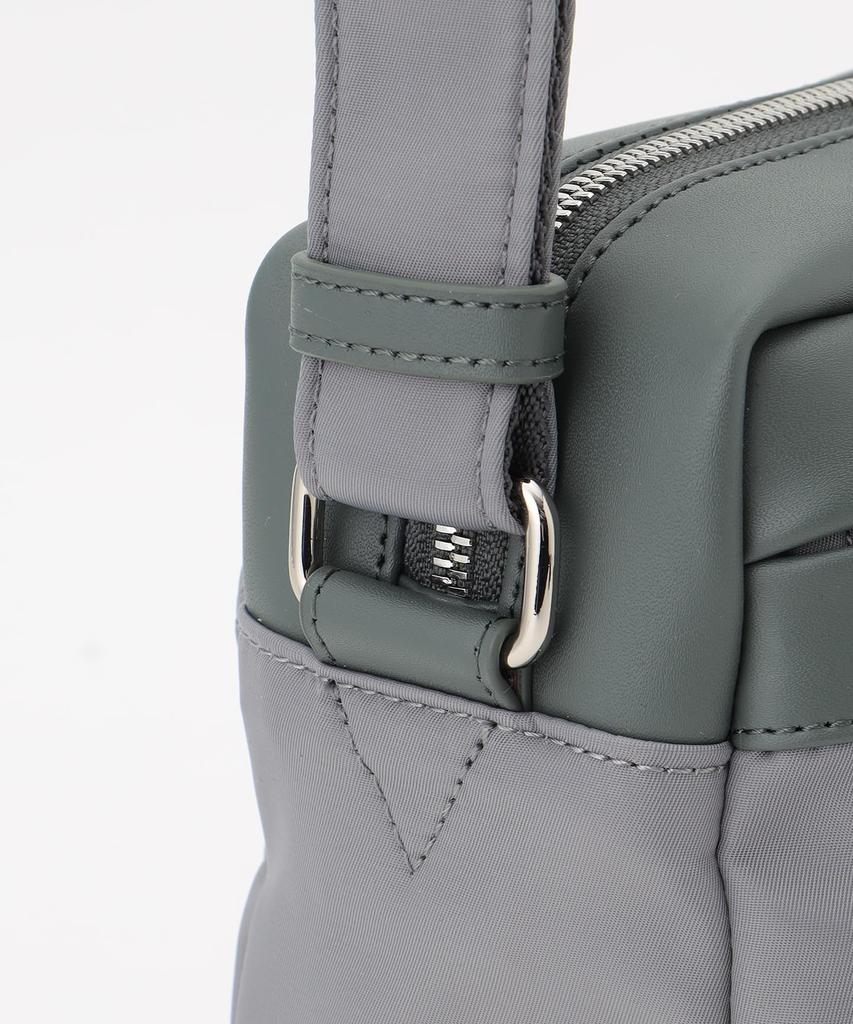 Isaac Block Motif Shoulder Bag 2004602 Light Green (82)