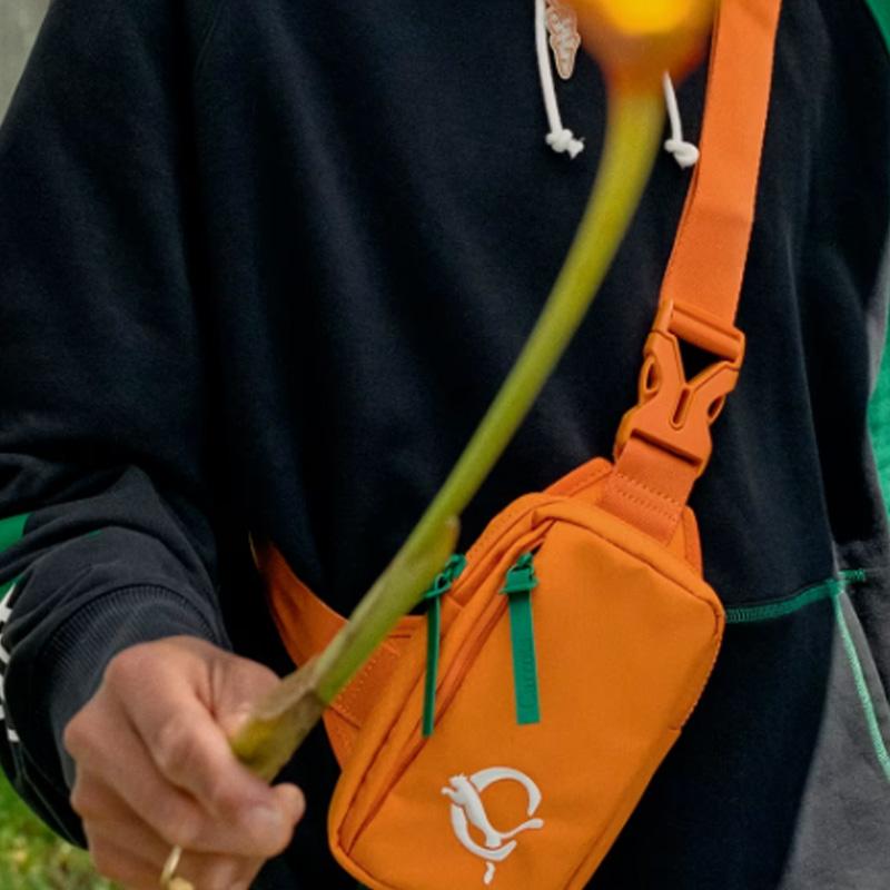 New PUMA CARROTS Collaboration Polyester Shoulder Bag, Crossbody Bag Regular Men's Orange 090915-02