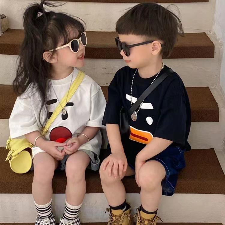 

Детская футболка с коротким рукавом из чистого хлопка: Гонконгский стиль, Модный летний корейский дизайн, Свободный крой 120 cm чёрный