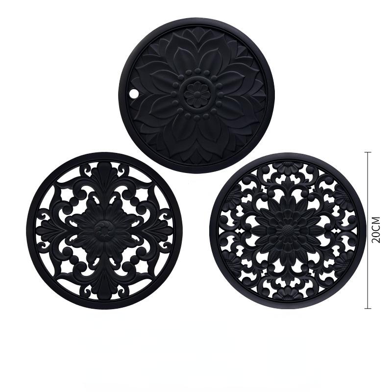 3pcs Round Silicone Placemats Retro Hollow Carved Dining Table Mats Set for Table Dishes and Pot Holders Kitchen Hot Pads