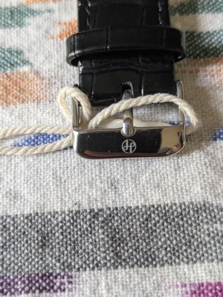 [USED] Special Offer Until September 30th: Rectangular Tank Date Homage