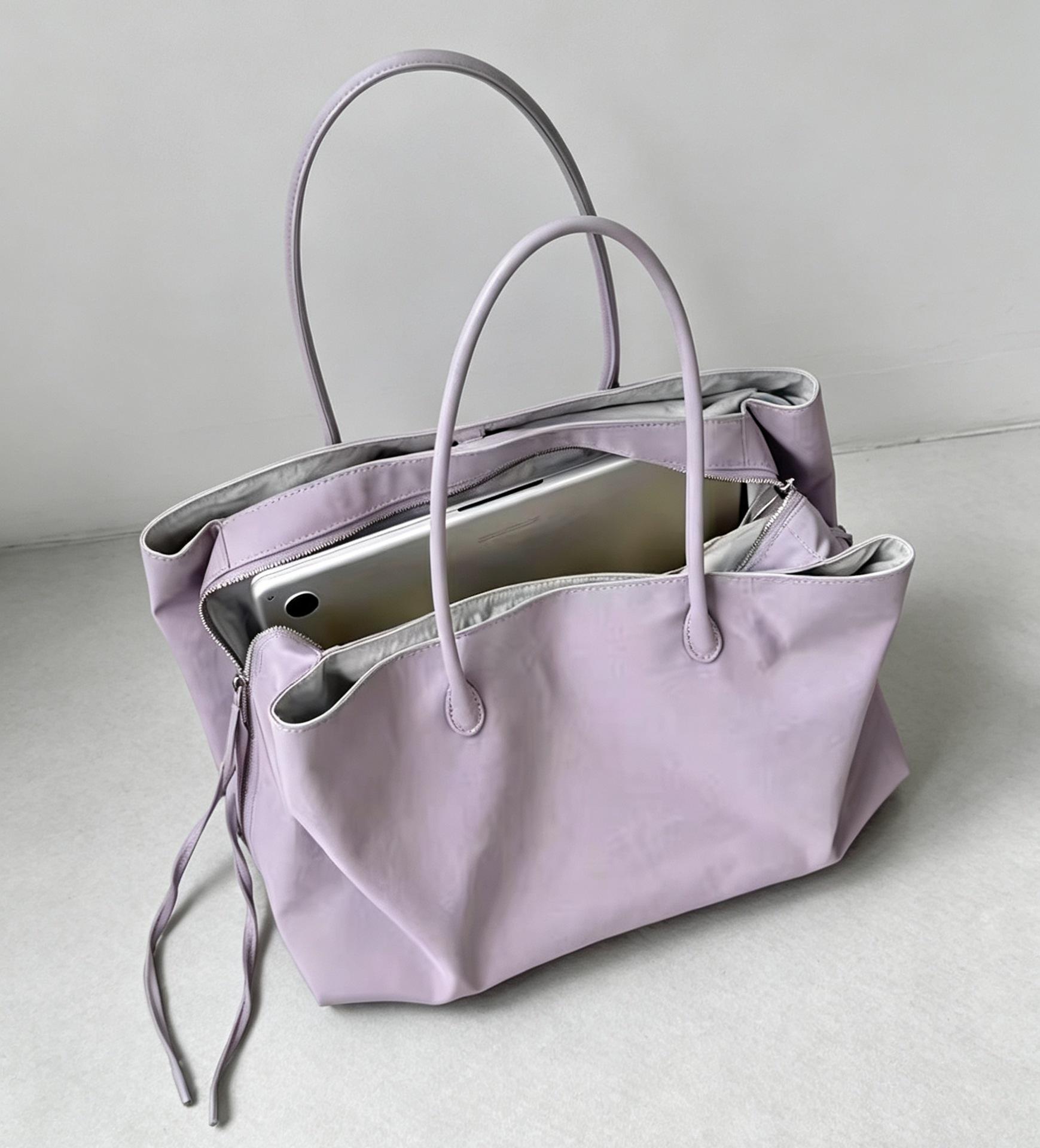 

Black Women s Large Capacity Waterproof Nylon Tote with Multi-Compartments (2026 New Style) фіолетовий