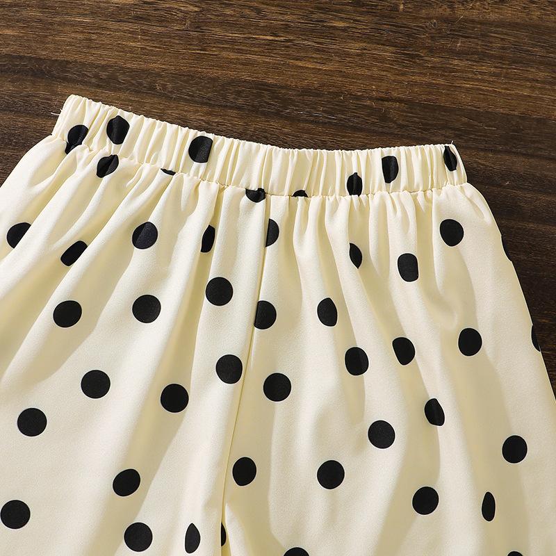 Girls' Fashionable Outfit - Summer Children's Casual Polka Dot Neckless Sleeveless Top and Shorts Set