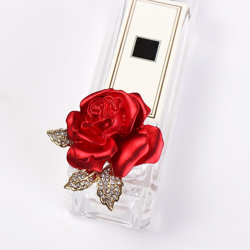 Zinc Zinc Alloy Red Rose Flower Brooch High-end High-end Suit Pins Temperament Red Rose Brooch  Dinner Party