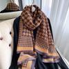 Luxury Brand Autumn and Winter Women New Style Fashion Color Matching Print Silk Scarf Lady Popular Headcloth Beach Shawl