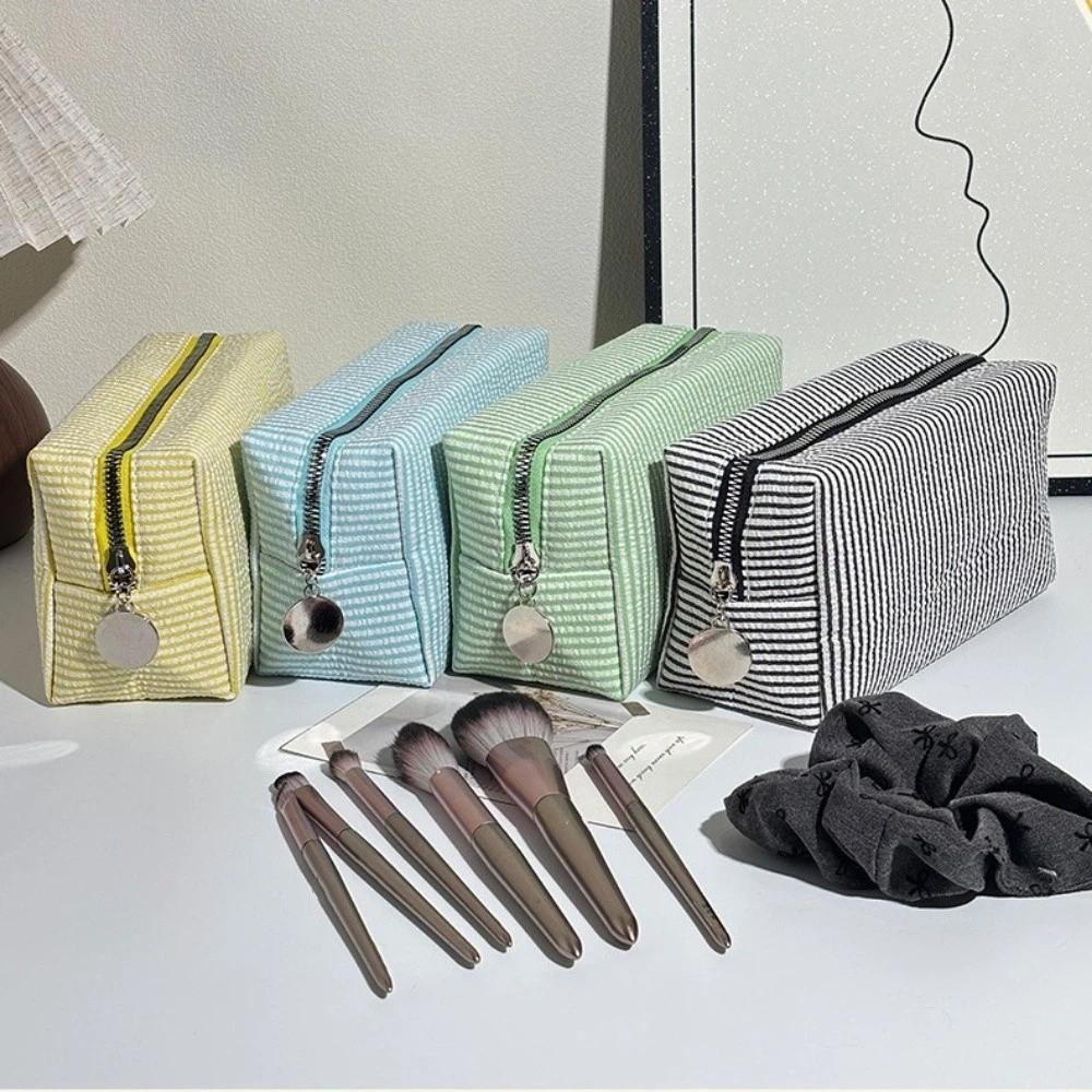 Striped Toiletry Bag Large-Capacity Makeup Storage Bag Personalized Desk Pencil Box  Travel Use