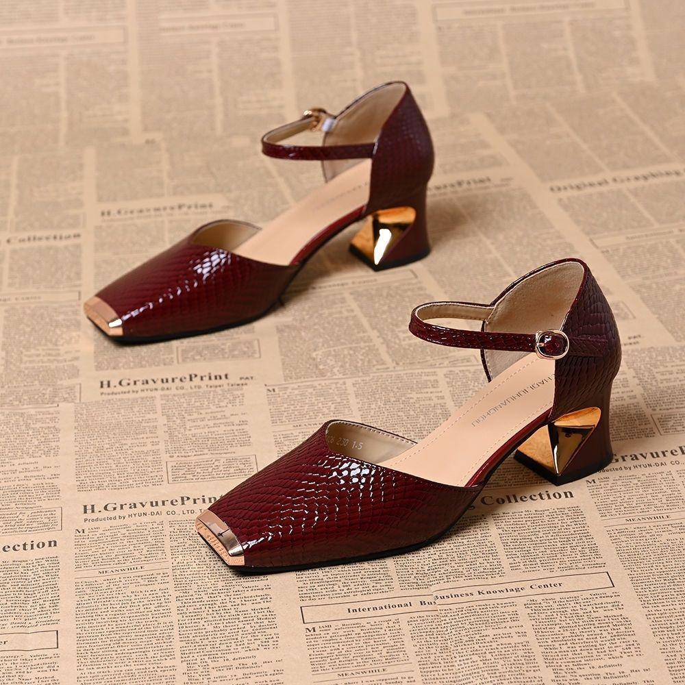 Square head shallow mouth thick heel sandals women's spring and summer 2025 new French temperament metal versatile hollow high heel single shoes