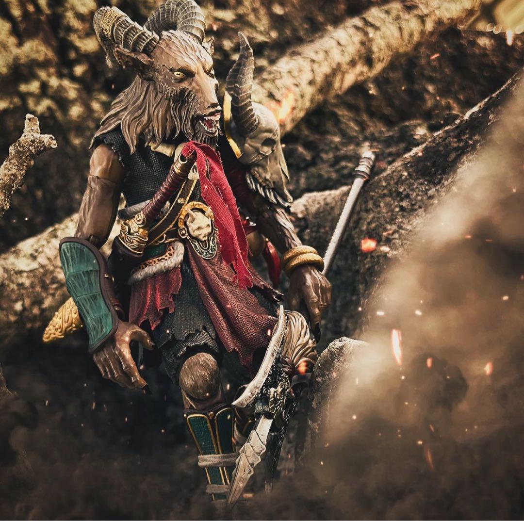 

[Б/У] Фигурка Хошин-Ёкен Делюкс-издание с бонусом