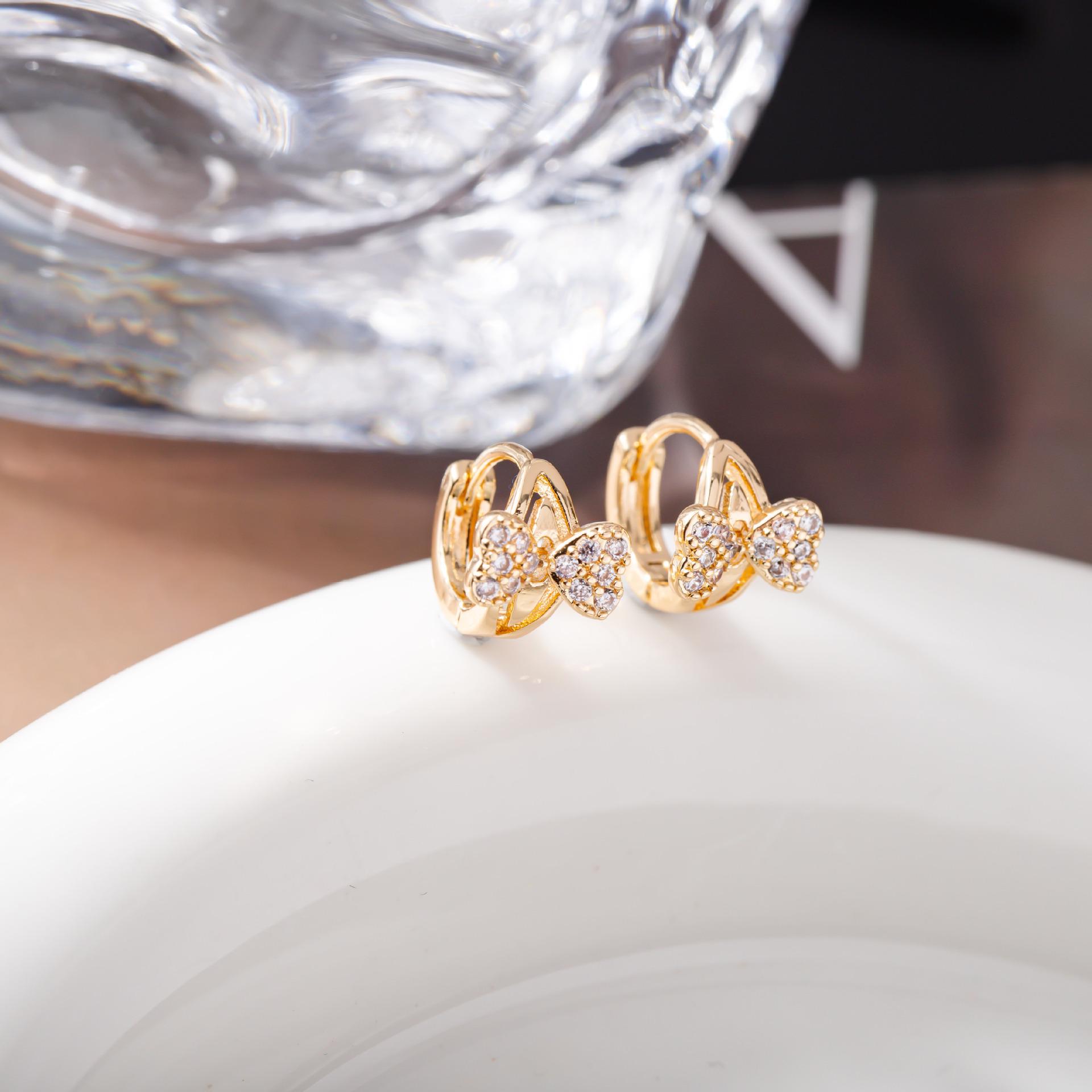 Rhinestone Inlaid Minimalist 3D Bow Stud Earrings – Korean Style Elegant Fairy Ear Jewelry