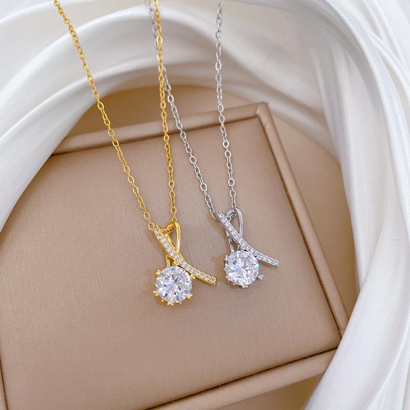 Cross Love Zircon Light Luxury Temperament Gorgeous Full Diamond Necklace Female Versatile Collarbone Chain Titanium Steel Chain