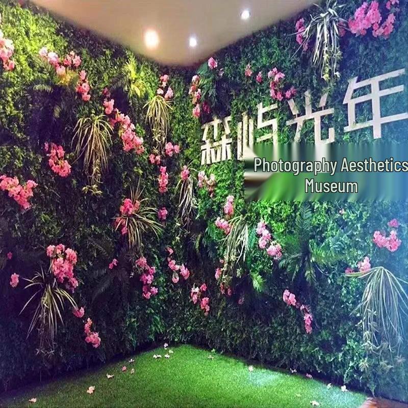 Artificial Green Wall with Roses for Indoor/Outdoor Decor