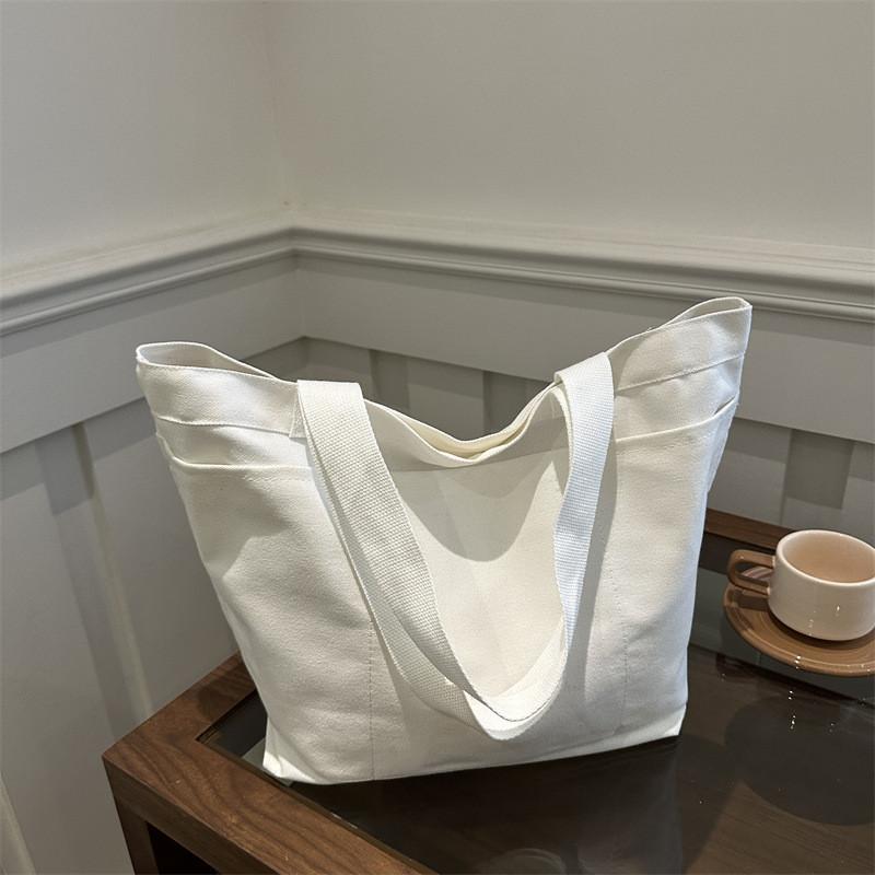 

And Elegant Black White Tote Bag With Large Capacity For All Your Daily Essentials белый