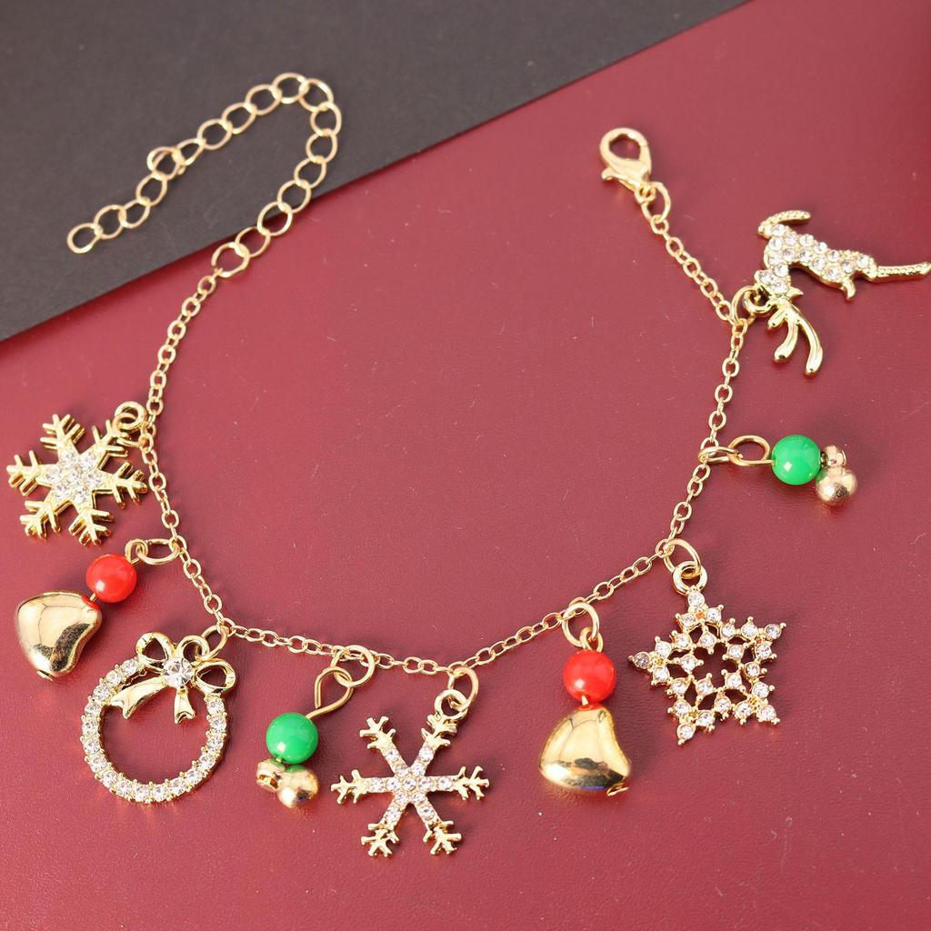 Creative European American Snowman & Santa Claus Christmas Bracelet with Bell & Wreath Pendant