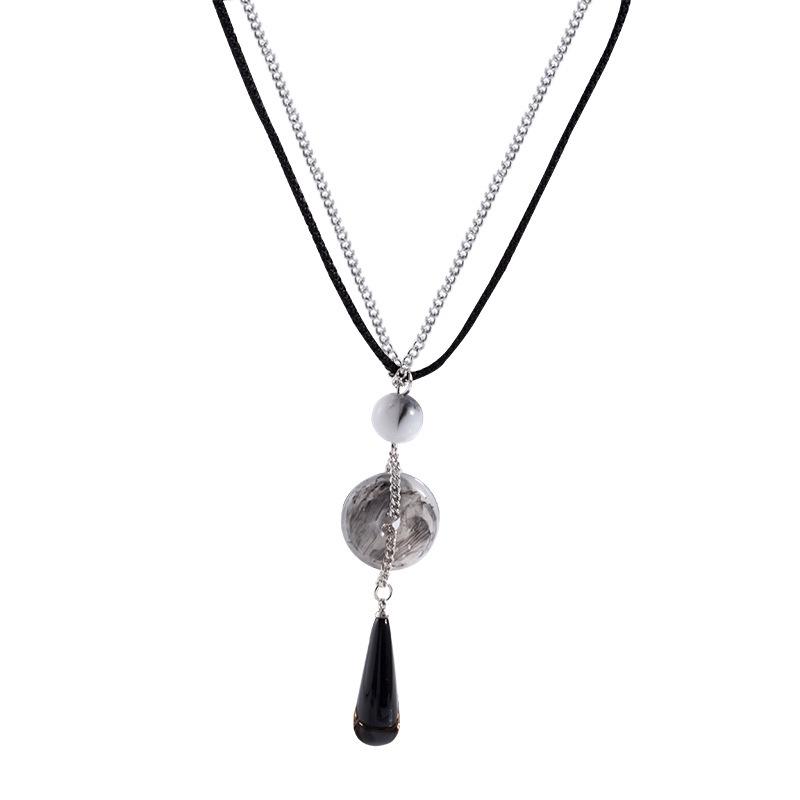 Chinese Zen Butterfly Necklace - Elegant Retro Clavicle Chain for Women, Versatile High-End Ethnic Style Accessory