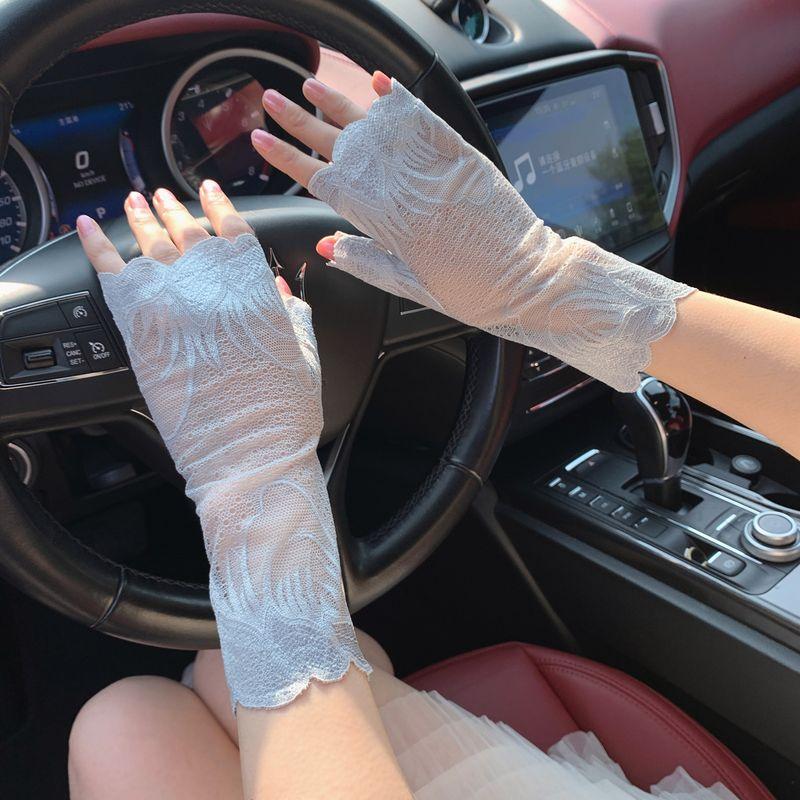 Summer Sun Protection Thin Breathable Ice Feeling Lace Gloves Women's Half Finger Sun Protection Hand Guard Short Wristband Driving Wrist Strap