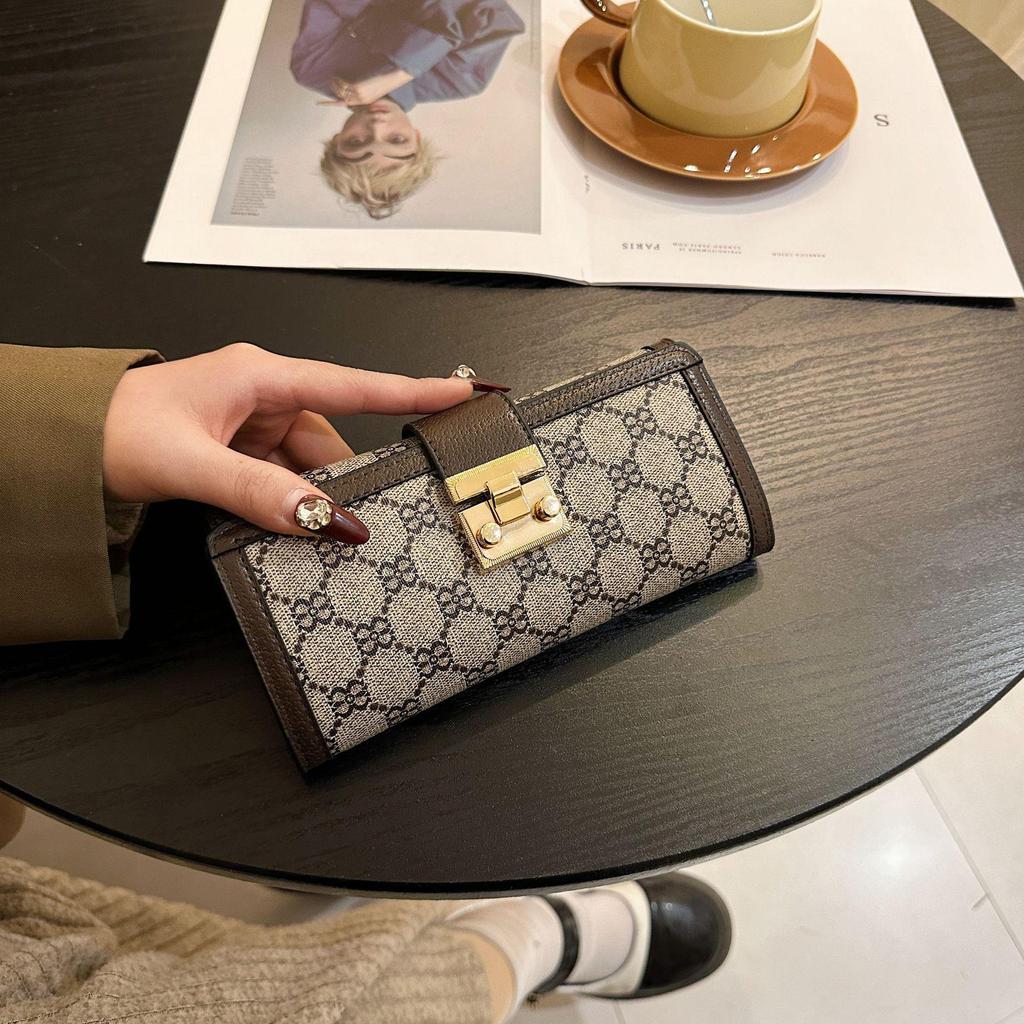 Classic Cross-border Ladies Long Wallet with Multi-card Slots and Versatile Clutch Design, Now 30% Off!