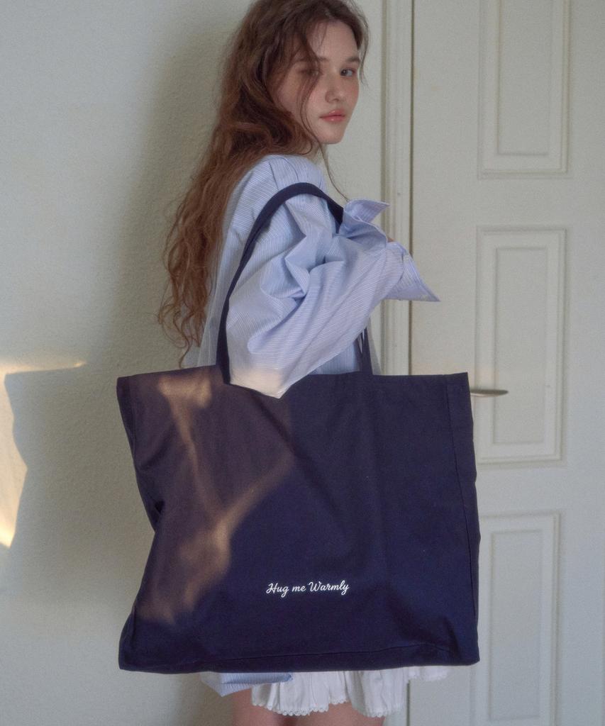 Merryon Hug Me Embroidered Eco Bag