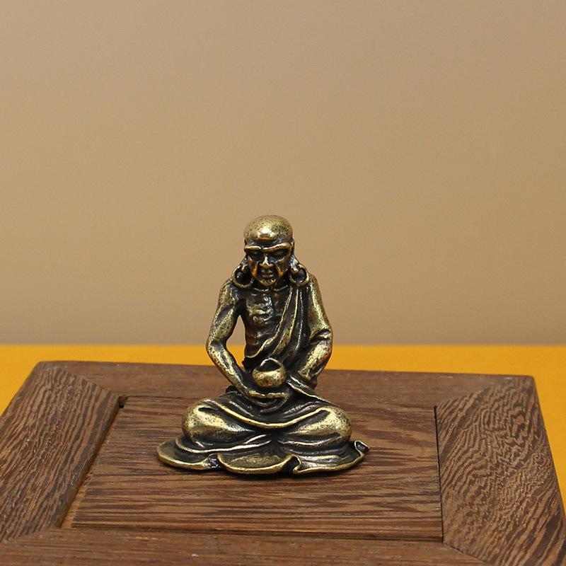 

Коллекция из восемнадцати латунных фигурок архатов, антикварные ретро настольные медные украшения с драконом и тигром, цельные миниатюрные медные фигурки людей
