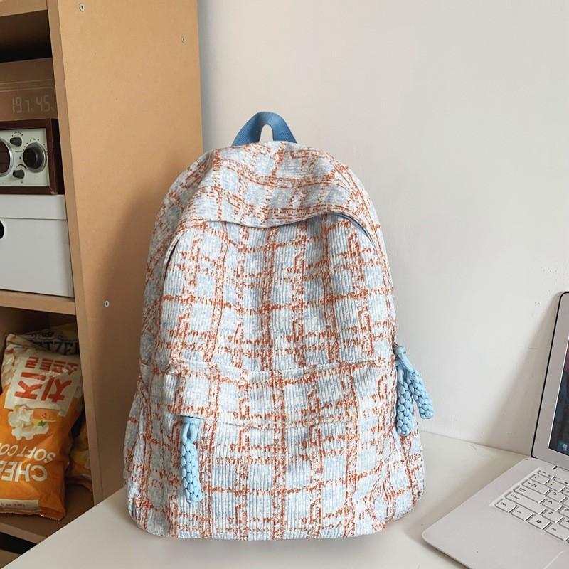 Chic And Lightweight Japanese Style Backpack With Spacious 20-35l Capacity синий