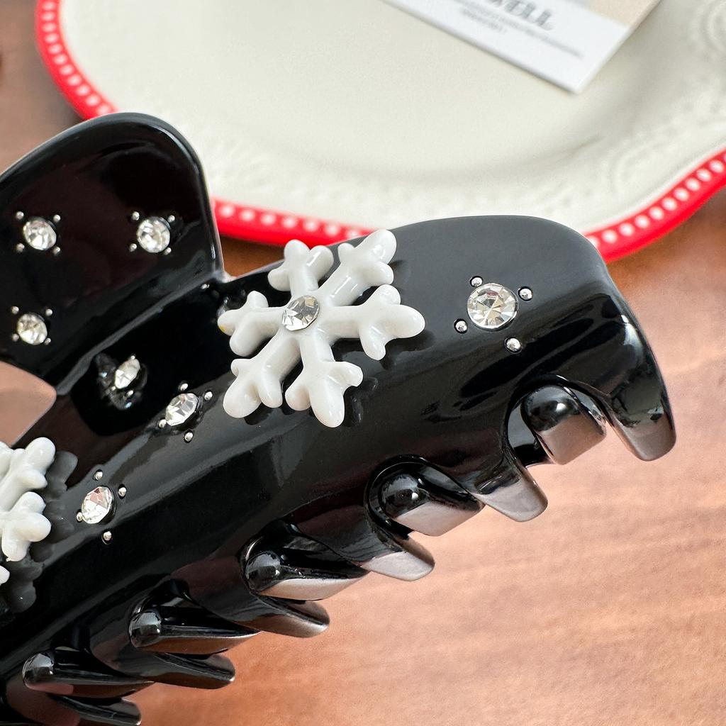 Luxurious Snowflake Hair Claw Clip In Pink Blue And Black With Stunning Rhinestone Embellishments