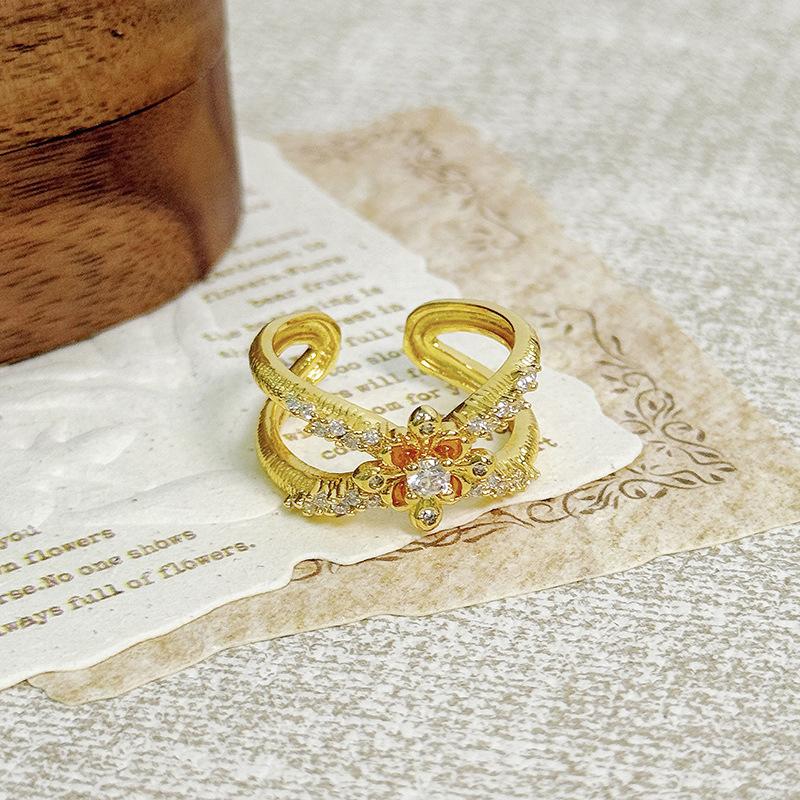 Medieval Vintage Retro Stacked Wearing Micro-Inlaid Zircon Temperament Ring Women'S Niche Design Sense Light Luxury Butterfly Ring