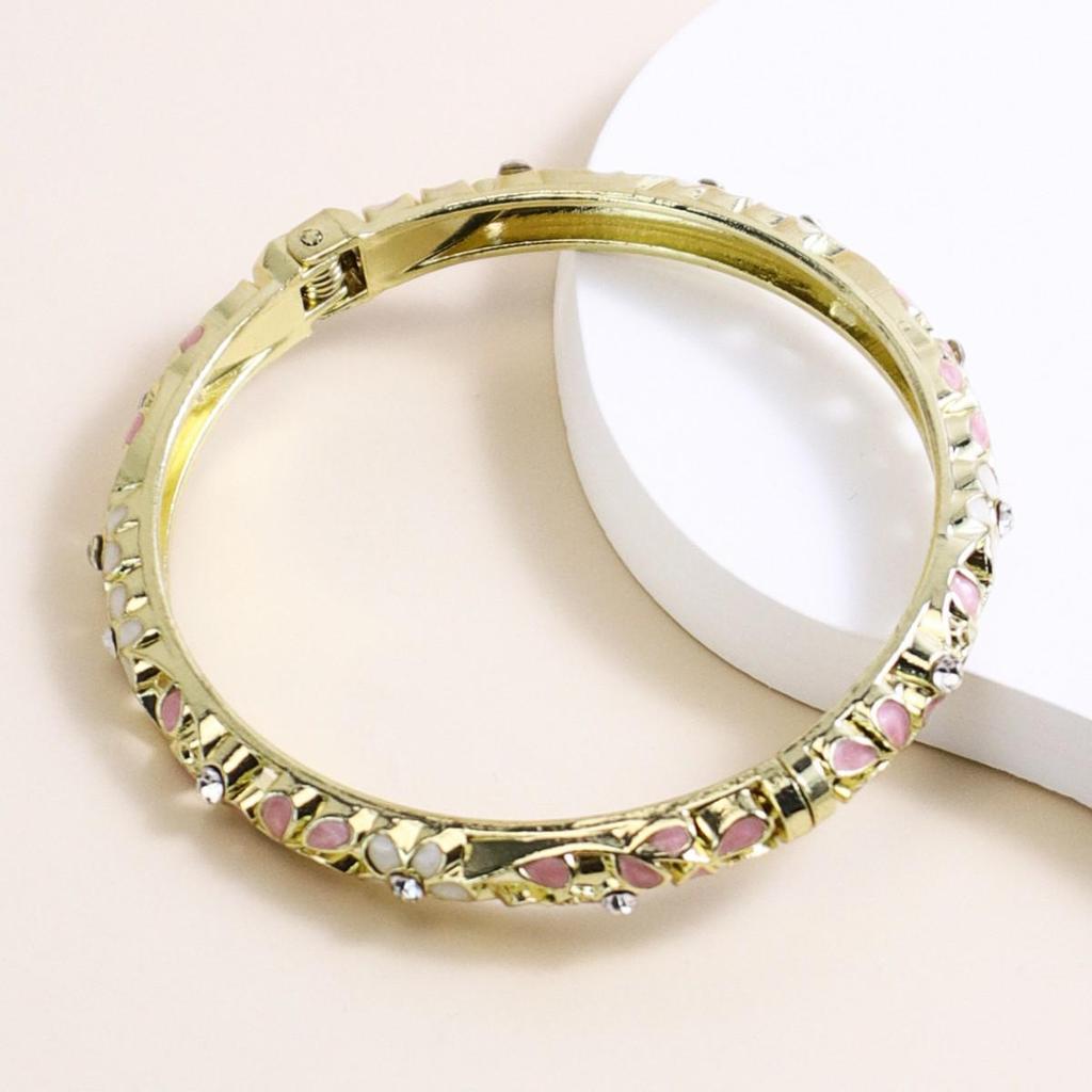 Elegant Retro Cloisonné Bracelet: Palace Style with Drip Oil Finish