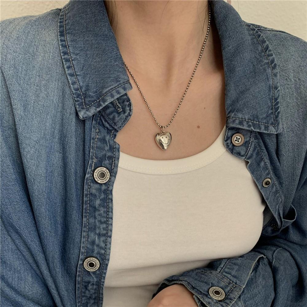 Colier cu Mărgele Rotunde Tridimensionale cu Față Zâmbitoare Drăguță, Temperament Stil Rece, Sens de Design de Nișă, Lanț pentru Claviculă