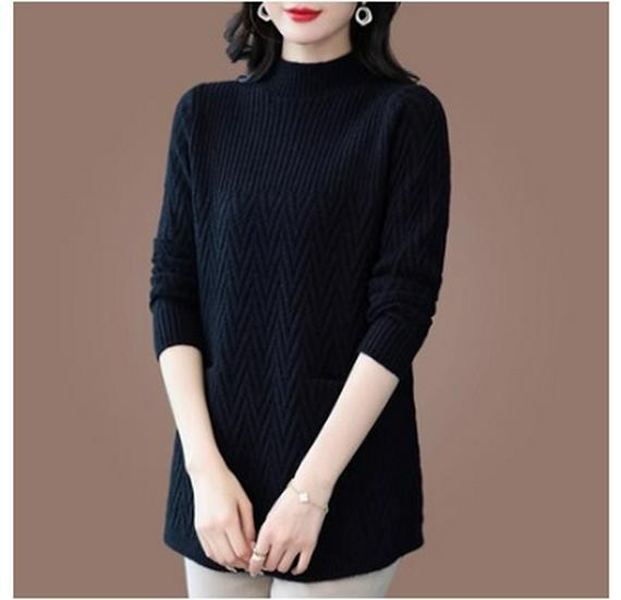 Mid-Length Woolen Sweater for Women: New Winter Thickened Plus Size, Half-High Collar Knitwear.