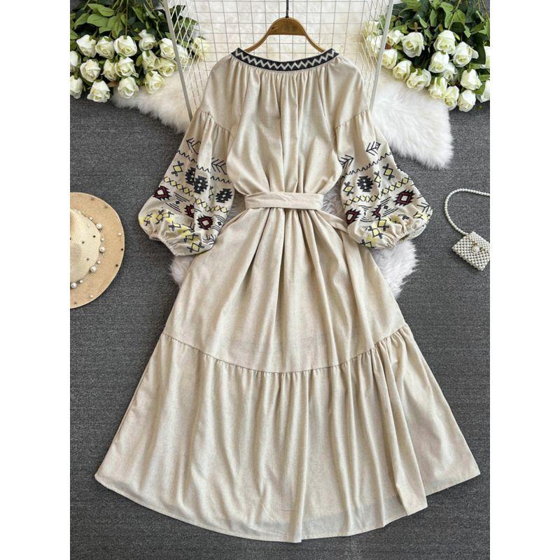 Bohemia Ethnic Style Embroidered Lantern Sleeve Dress