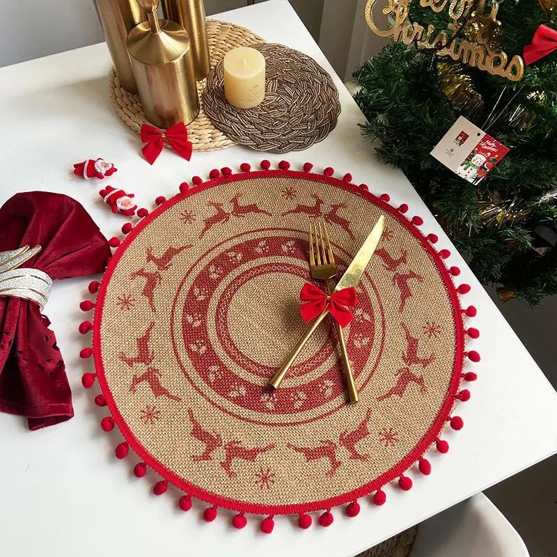 Retro Christmas Jute Placemat Round Printed Woven Dining Table Mat with Wool Ball Heat-Resistant Home Decorative Coffee Cup Mats