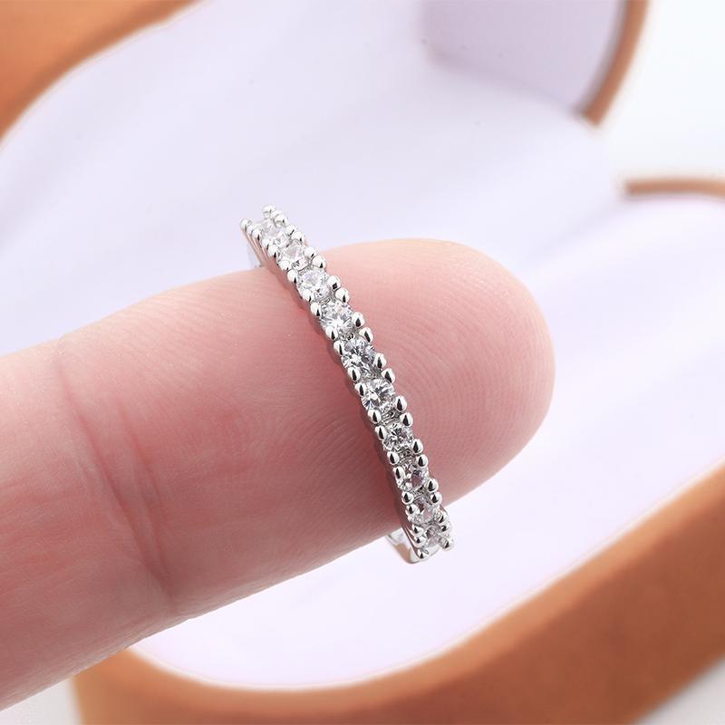 Europe United States Shiny Single Row Diamond Ring Female Inlaid Zircon Light Luxury Holiday Gift To Girlfriend Ring for Women