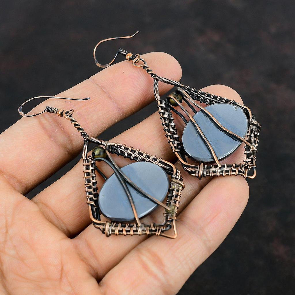 Boucle d'oreille en shungite, boucles d'oreilles enveloppées de fil de cuivre, boucle d'oreille faite main, bijou en cuivre avec pierre gemme, boucle d'oreille de créateur, cadeaux pour elle, bijou en fil enveloppé