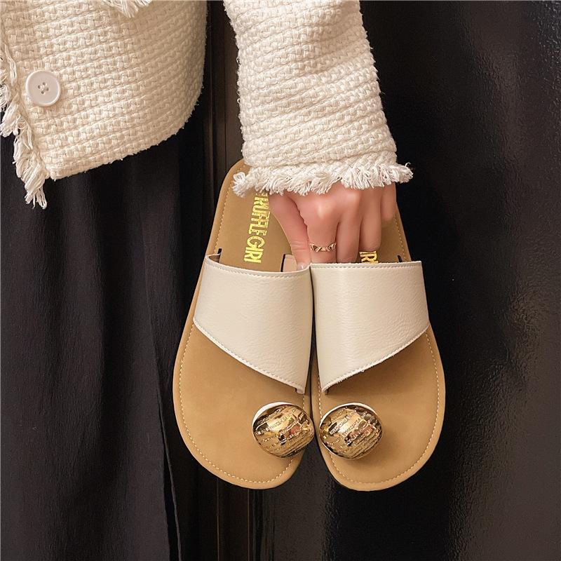 Metal Buckle Toe Slippers for Women In Summer 2025, Flat Bottomed Clip Toe Sandals, Soft Soled Beach Sandals
