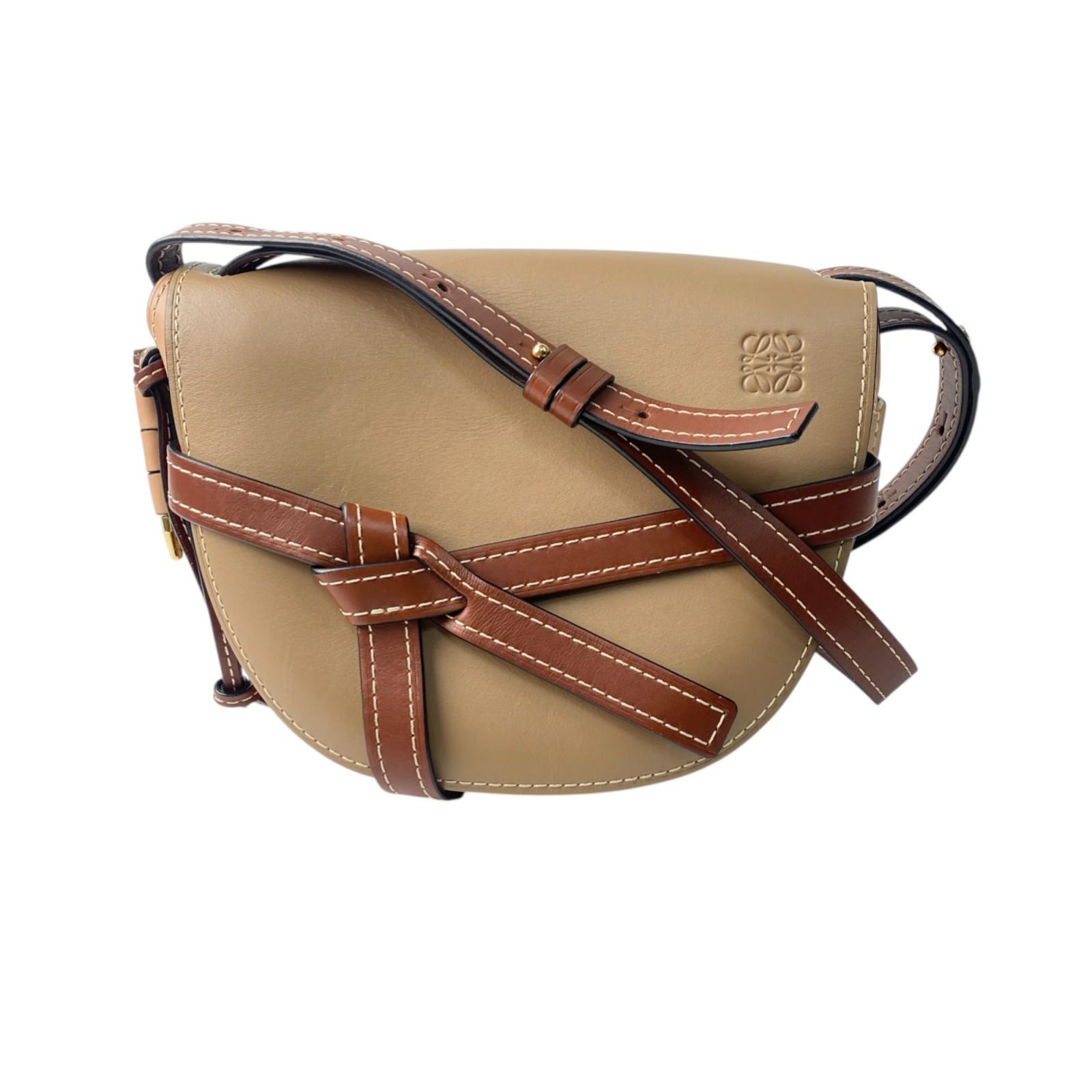 

Used LOEWEShoulder Bag Brown leather Women