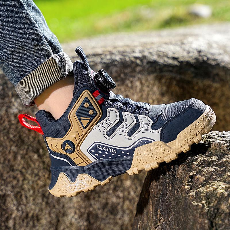 נעלי ספורט לילדים סתיו 2026 עם אבזם מסתובב - עור עמיד בפני החלקה ושחיקה להליכה וריצה