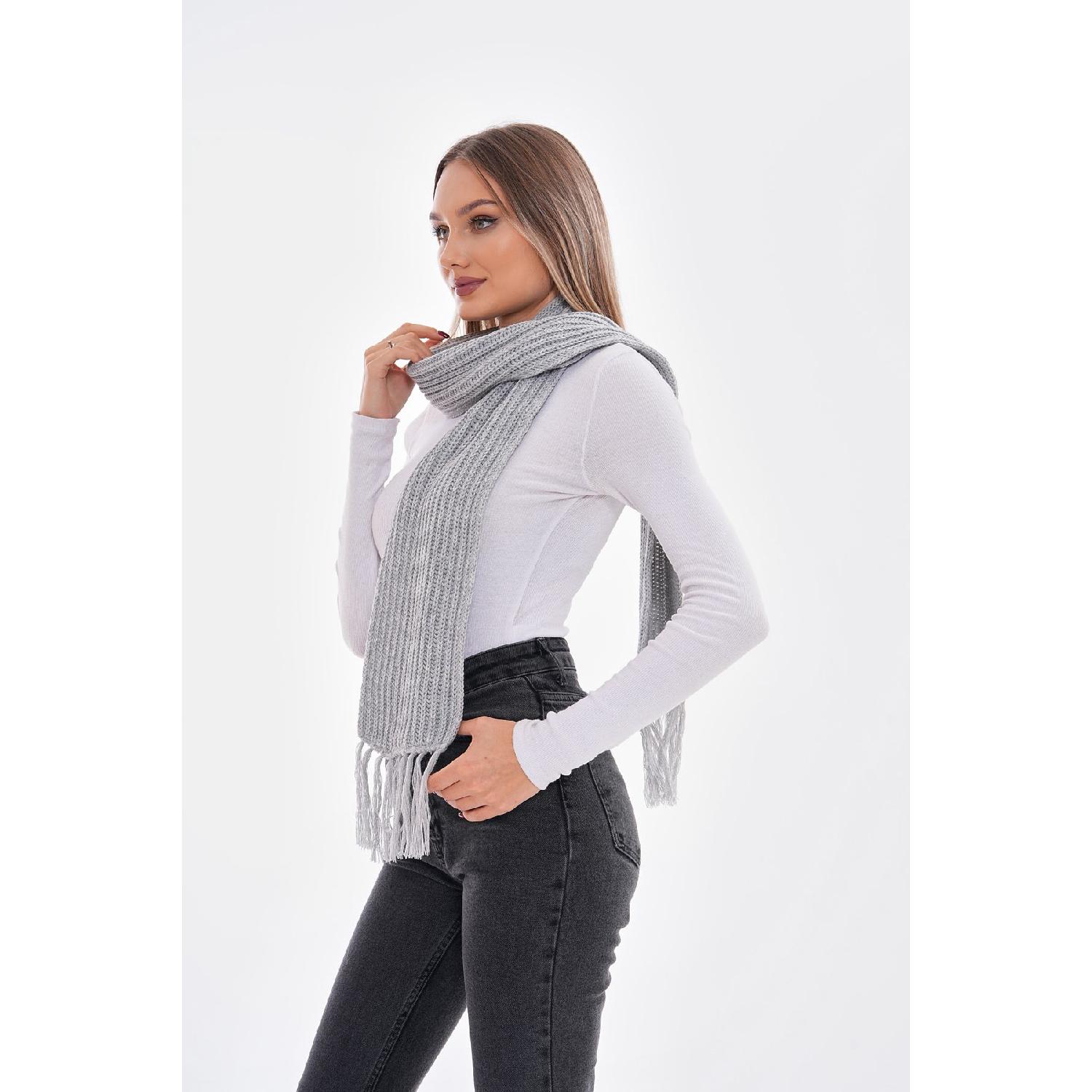 

Women s Thessaloniki Knitted Scarf чорний